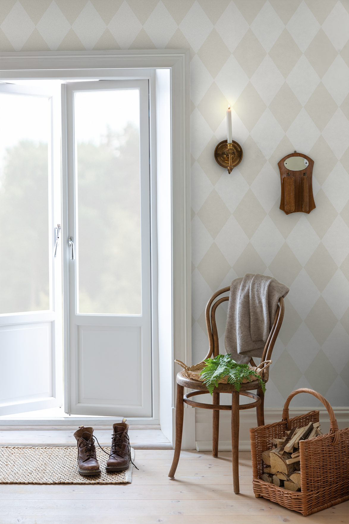 lantlig stil med Harlequinrutor tapet