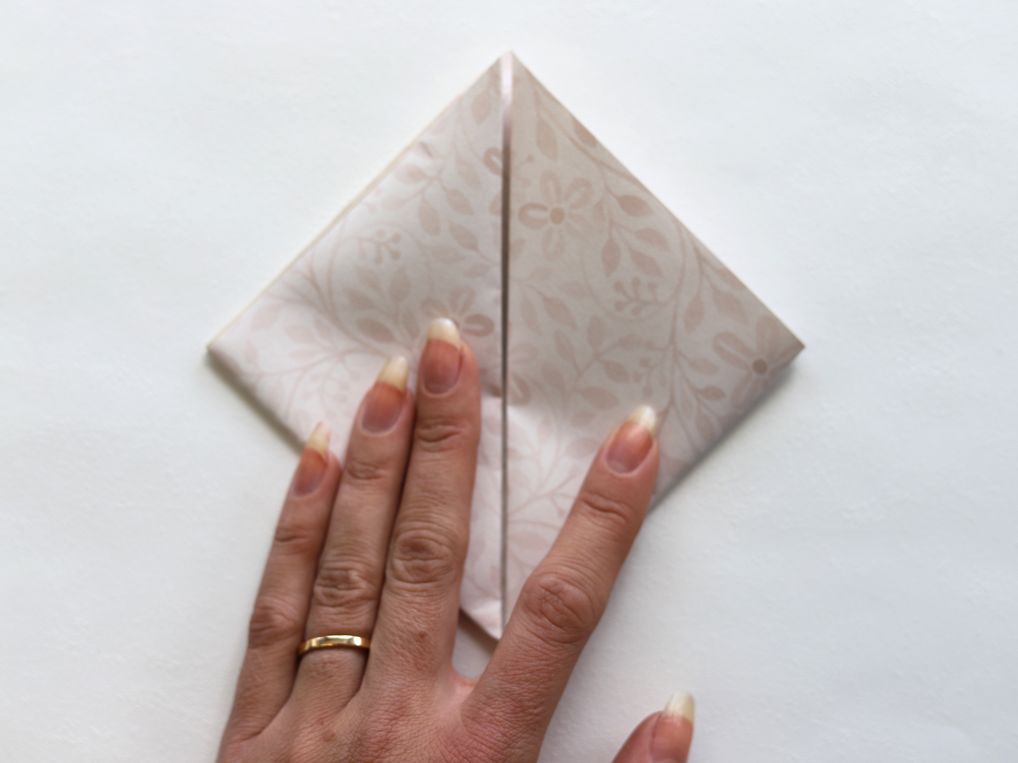 vika tapetblommor av tapet